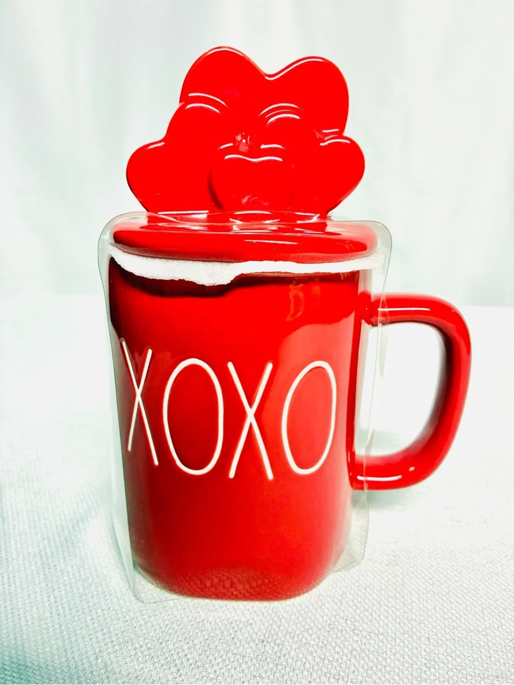 Rae Dunn Red XOXO Ceramic Mug with Heart Lid 20 Oz - New